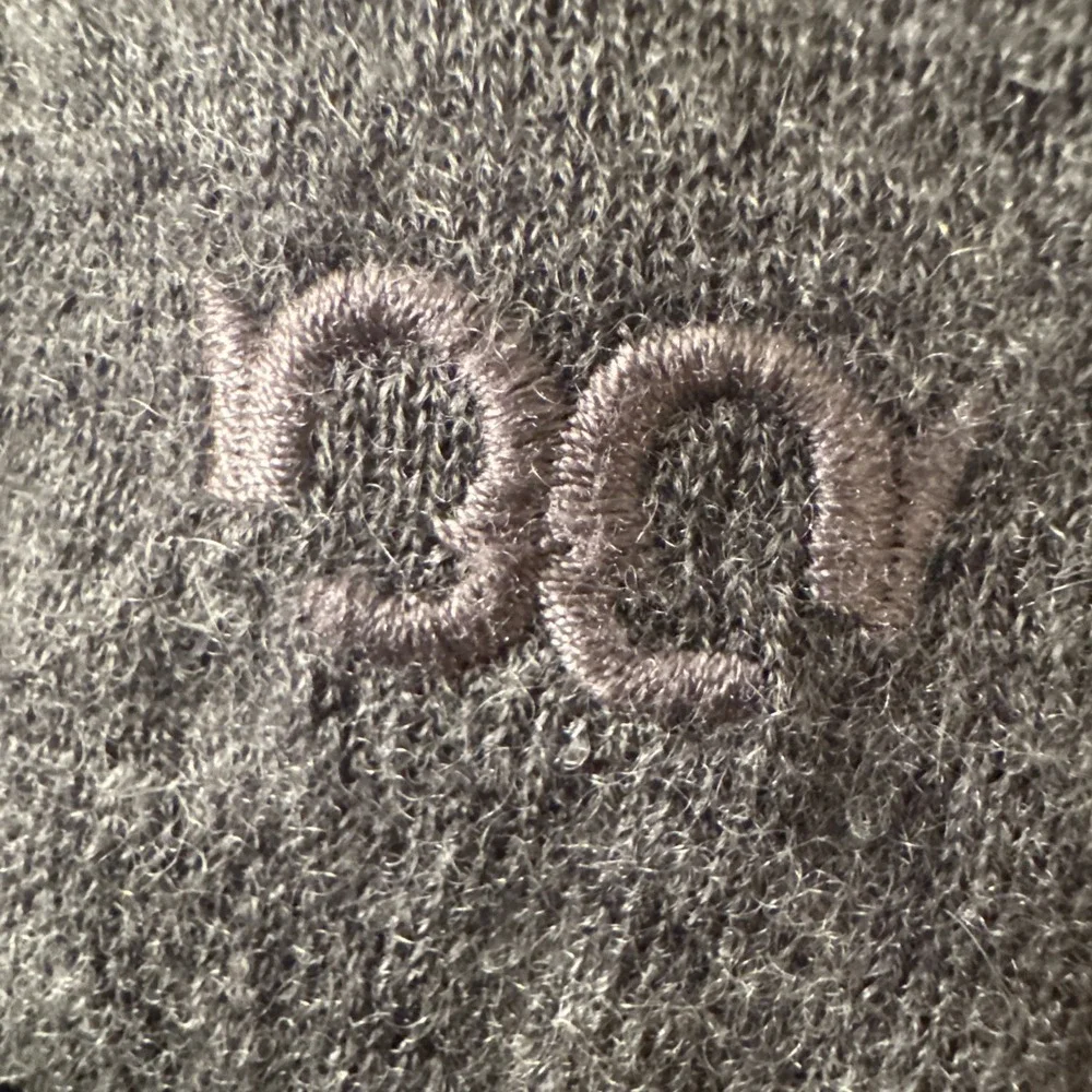 Tory Burch 100% Cashmere Gray Sweater Logo Button Back Crew Neck Luxury Knit